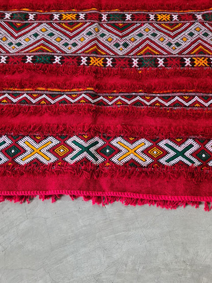 Red Heirloom – Vintage Amazigh Zigzag Hanbel from the Zayan Plateau