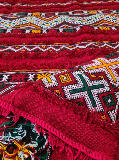 Red Heirloom – Vintage Amazigh Zigzag Hanbel from the Zayan Plateau