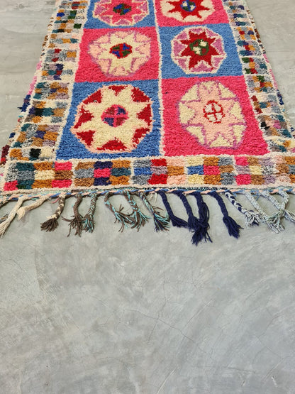 Crimson Frequency – Boucherouite Rug in Psychedelic Looming