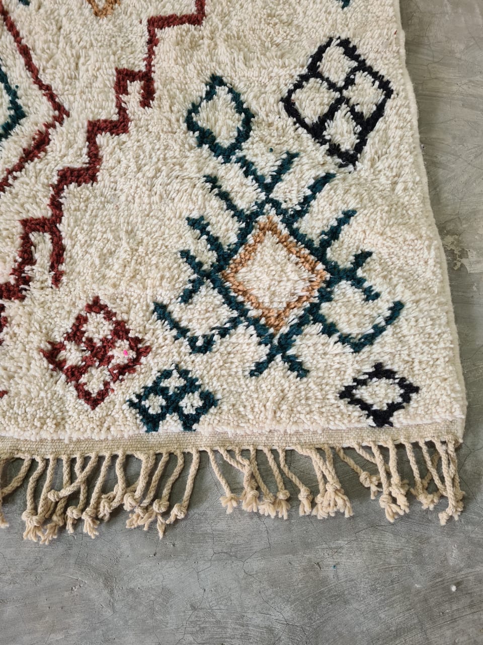 The Womb – Azilal Rug of Fertility, Abundance & Renewal