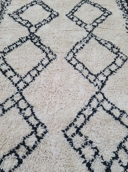 The Fertility Lozenge – Beni Ourain Atlas Rug of Womanhood & Lineage