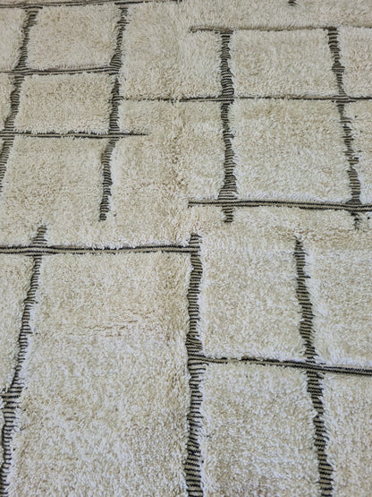 The Irrigated Field – Beni Ourain Rug of Ancestral Grids