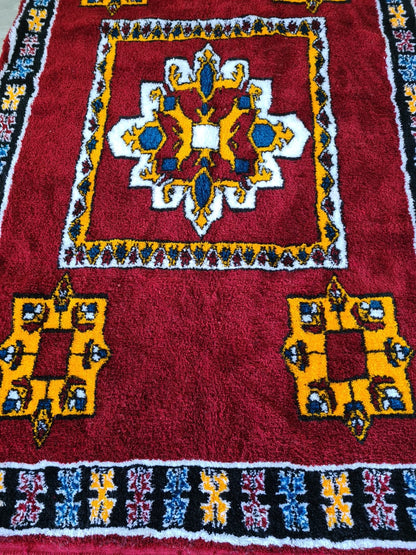 Riad Red – Aït Zayne Salon Icon in Acrylic Weave