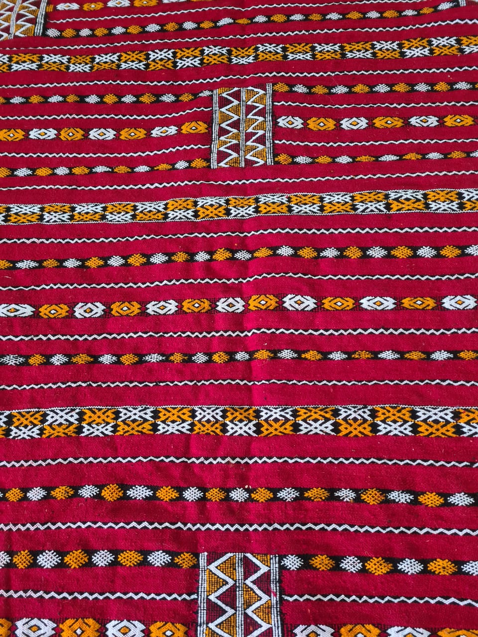 Zemmour Radiance – Middle Atlas Kilim in Geometric Vermilion