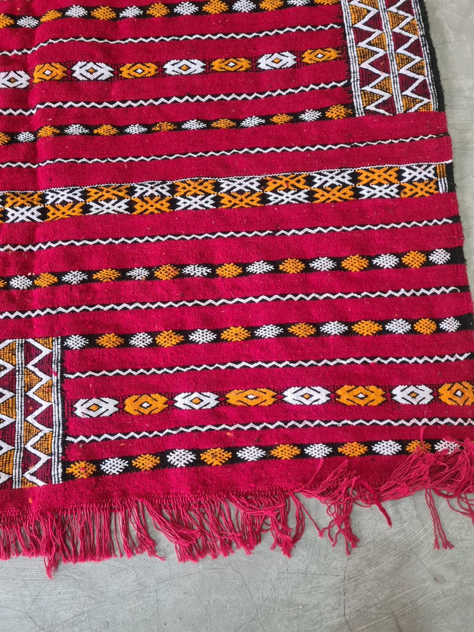 Zemmour Radiance – Middle Atlas Kilim in Geometric Vermilion