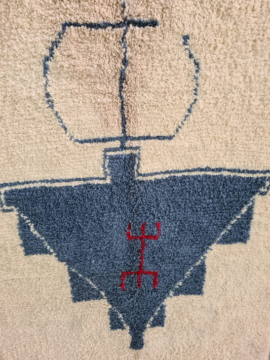 Guardians of the Loom – Blue Fibule Rug from Beni Mrirt