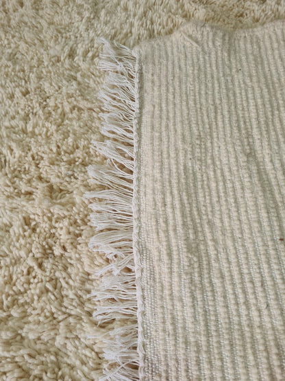 Ivory Silence – Beni Mrirt in Whispered Texture
