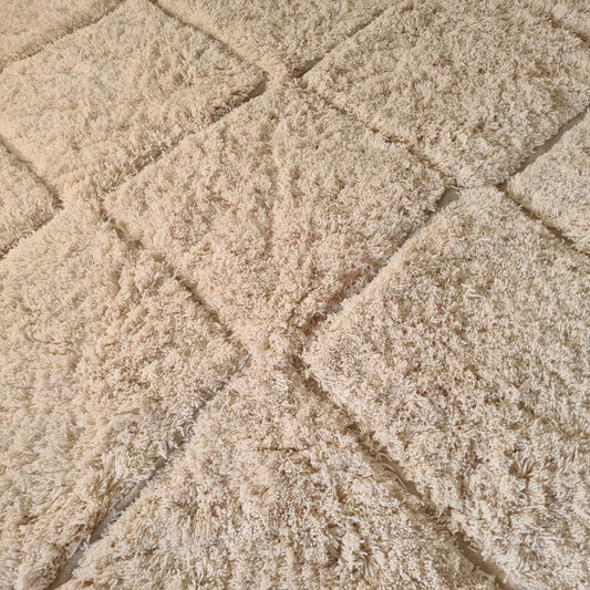 Marmoucha Diamond Lattice — Natural Ivory Wool