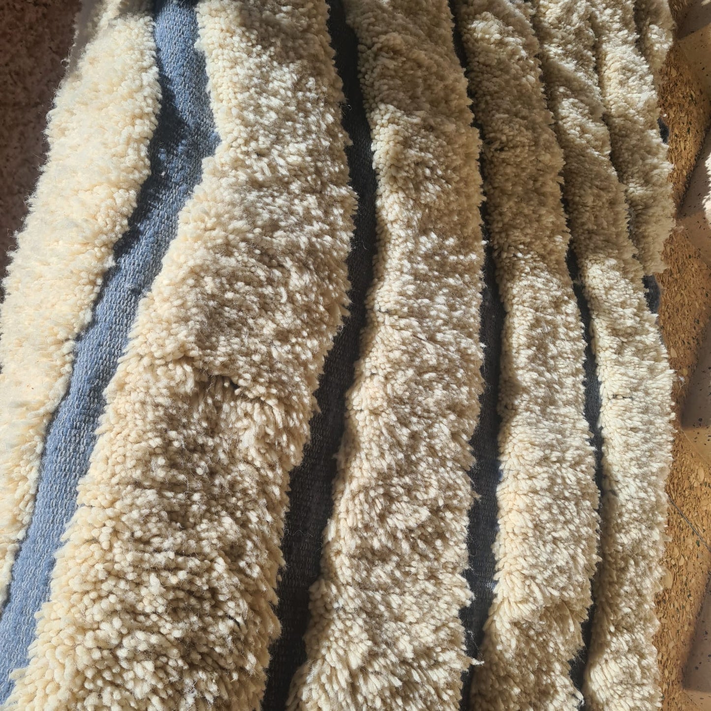 Marmoucha Linear Drift — Ivory Wool with Slate Stripes