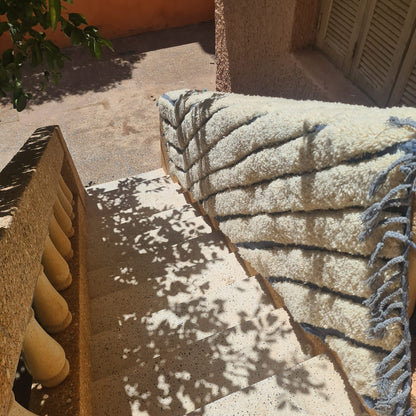 Marmoucha Linear Drift — Ivory Wool with Slate Stripes