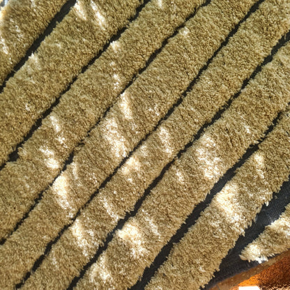 Marmoucha Linear Drift — Ivory Wool with Slate Stripes
