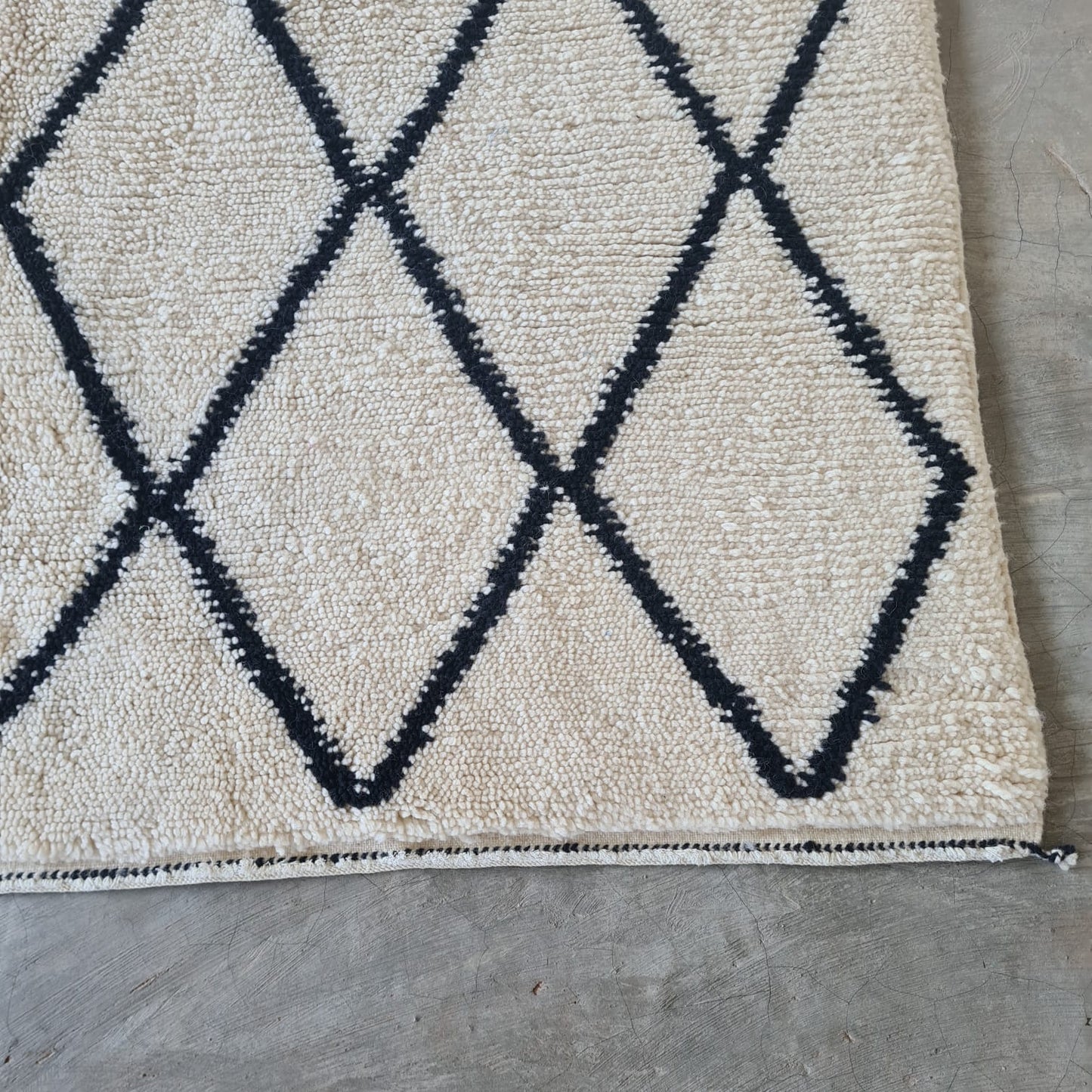 Ivory Lattice — Marmoucha Open Diamond Grid