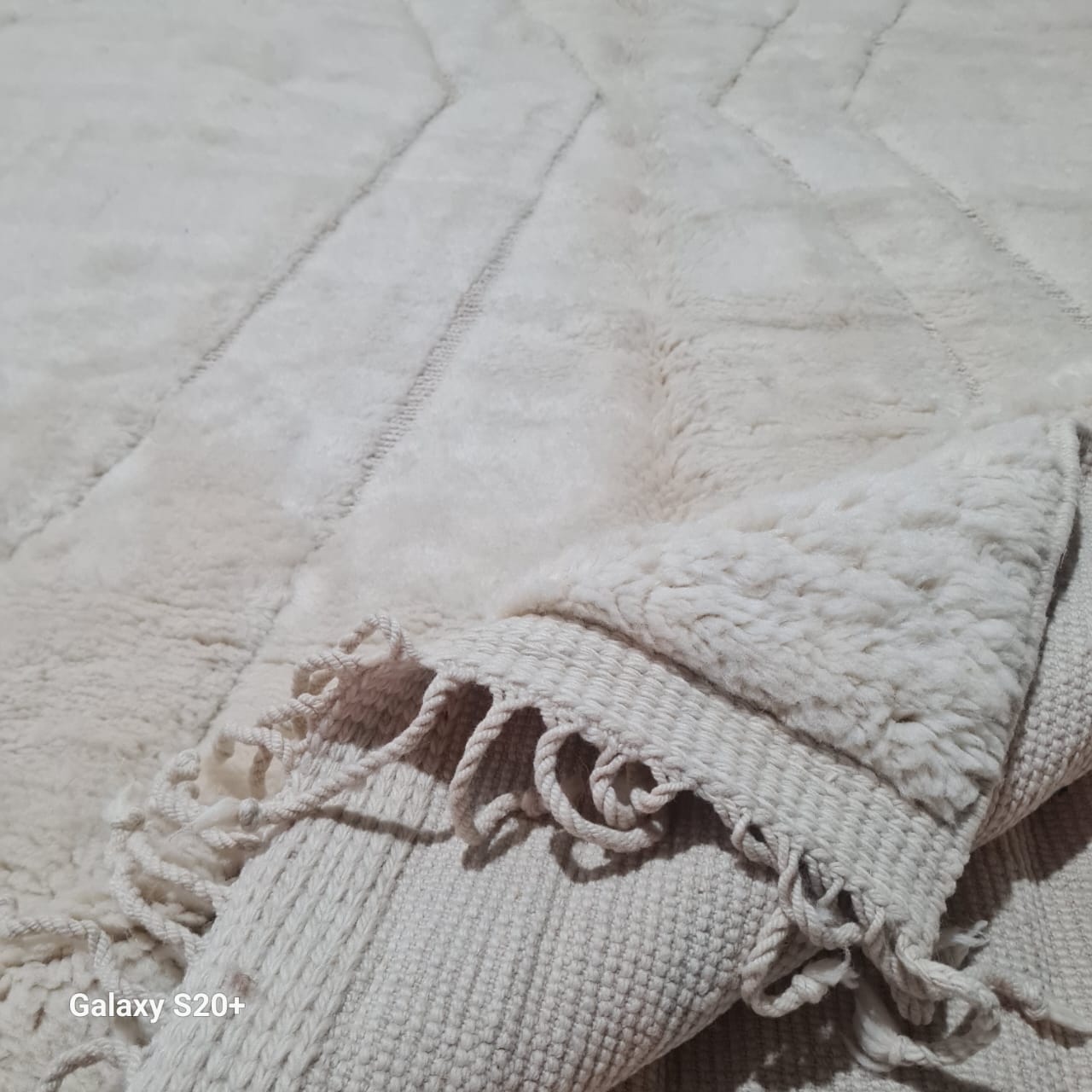 Marmoucha Sculpted Pathways — Ivory Relief Field