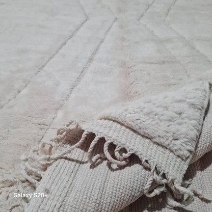 Marmoucha Sculpted Pathways — Ivory Relief Field