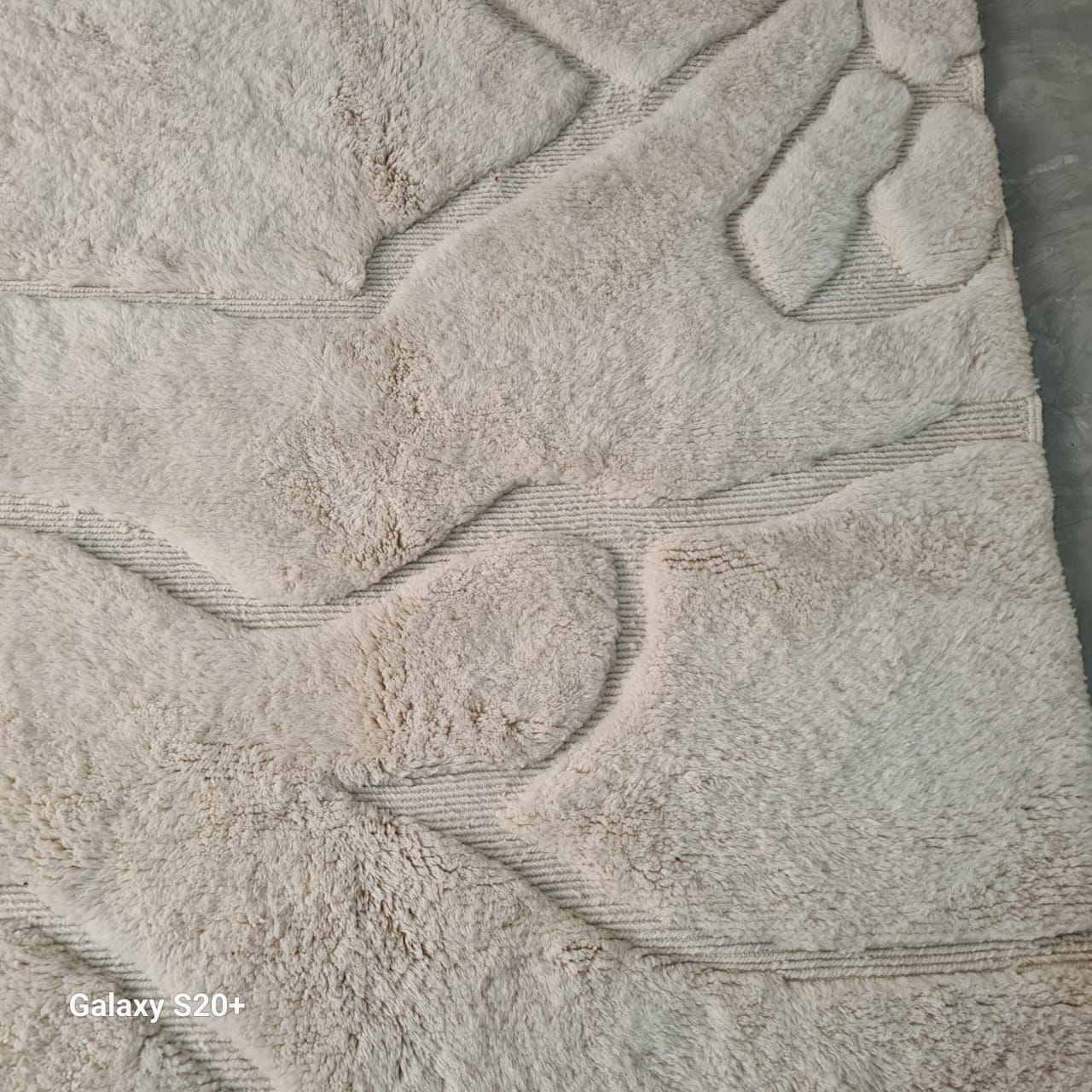 Marmoucha Ivory Topography — Sculpted Relief Field