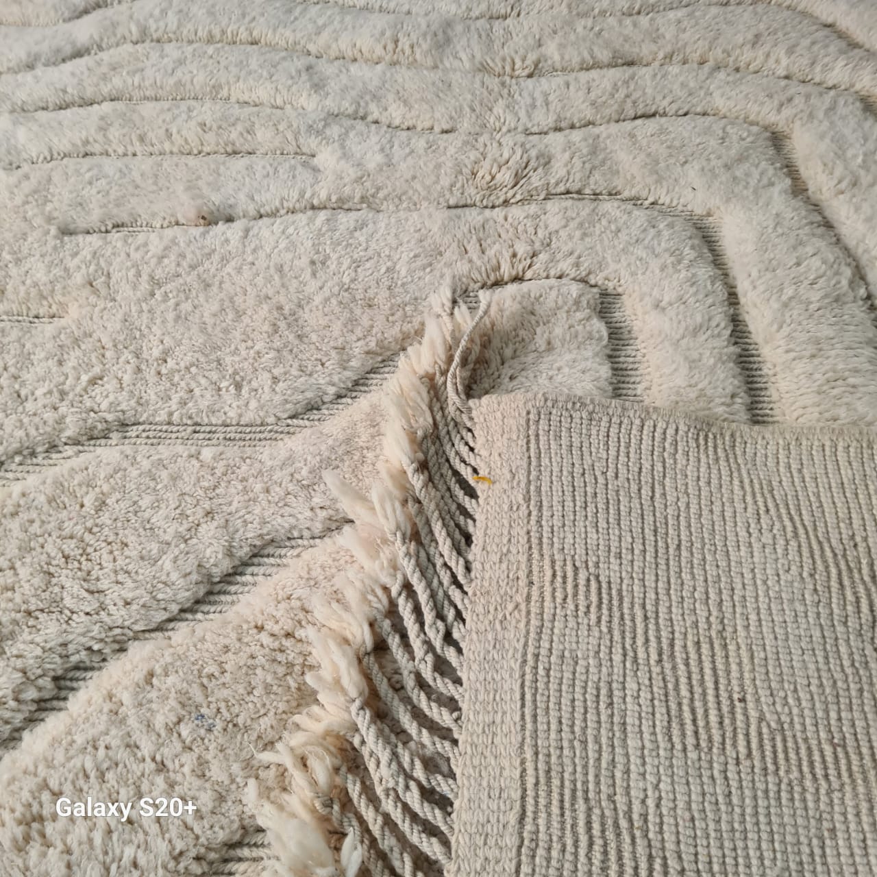 Marmoucha Contour Relief — Ivory Sculpted Field