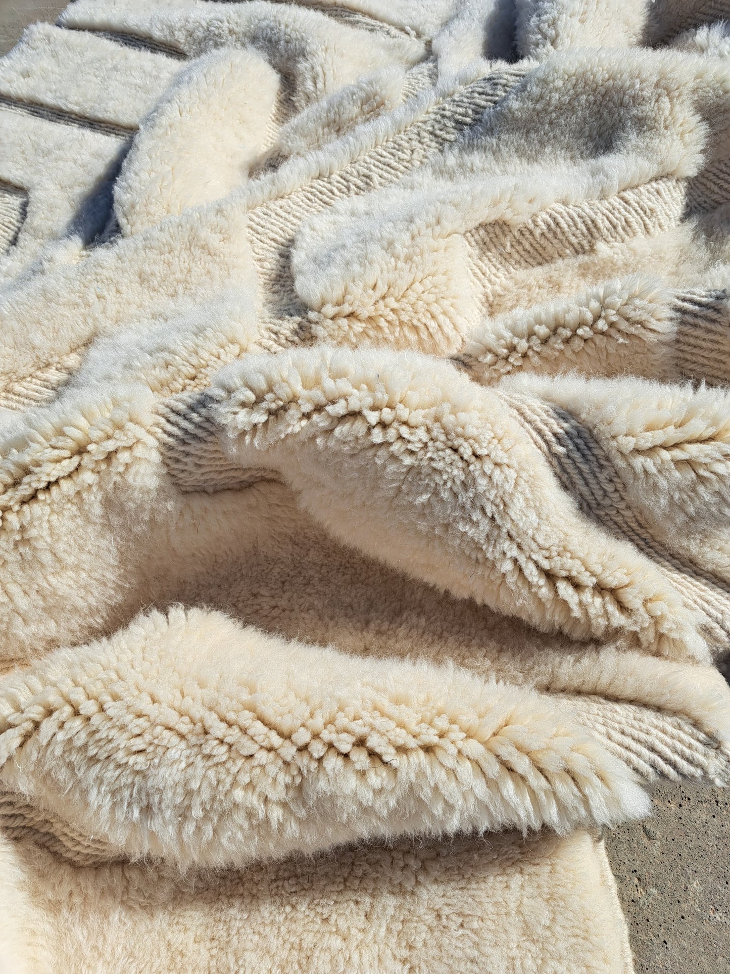 Marmoucha Subtle Chevron Field — Ivory Trace