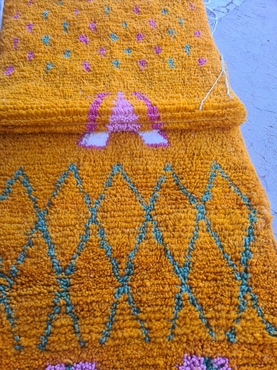 Boujaad Chromatic Totem — Ember Path Runner