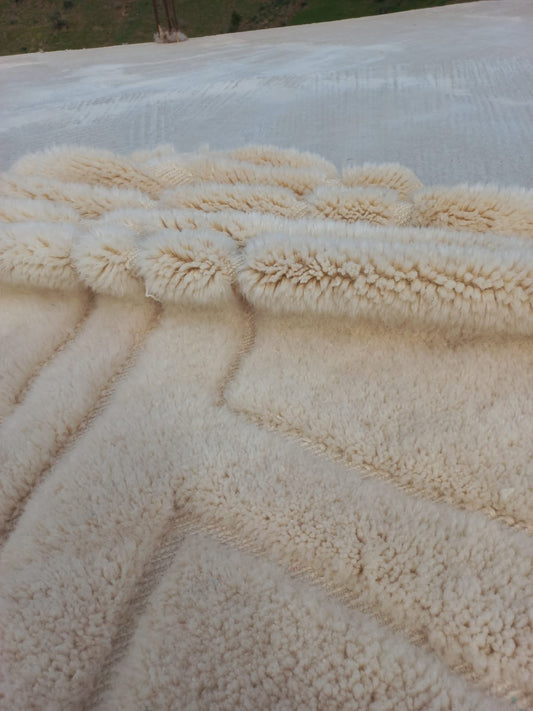 Marmoucha Ivory Relief — Compact Chevron Field