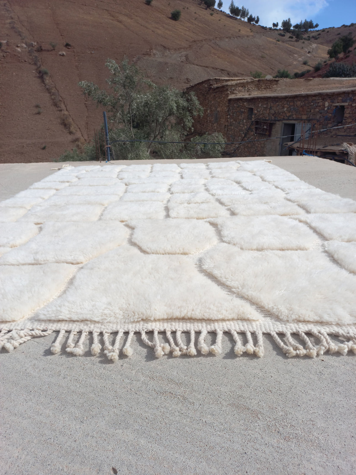 Marmoucha Ivory Sculpted Cellular Rug