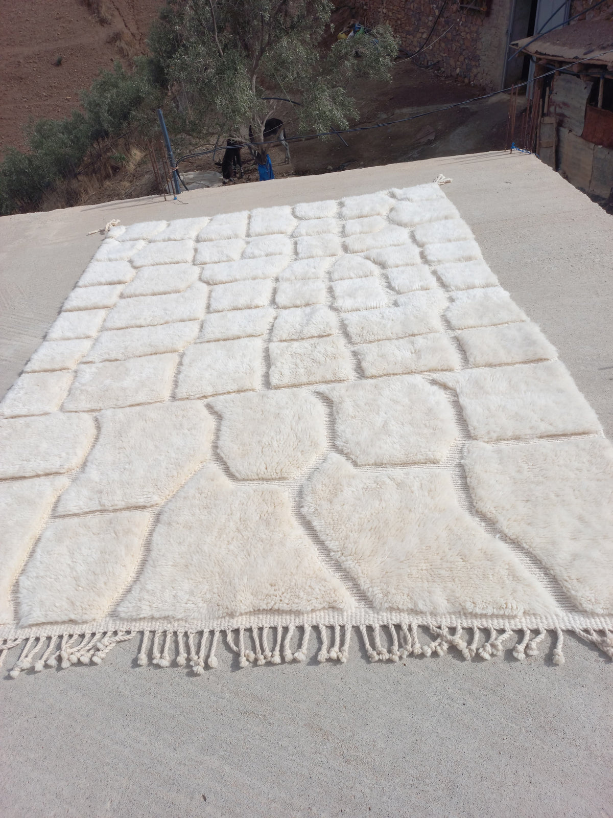 Marmoucha Ivory Sculpted Cellular Rug