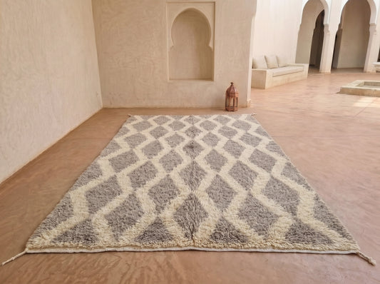 Stone Lattice — Beni Ourain Diamond Net