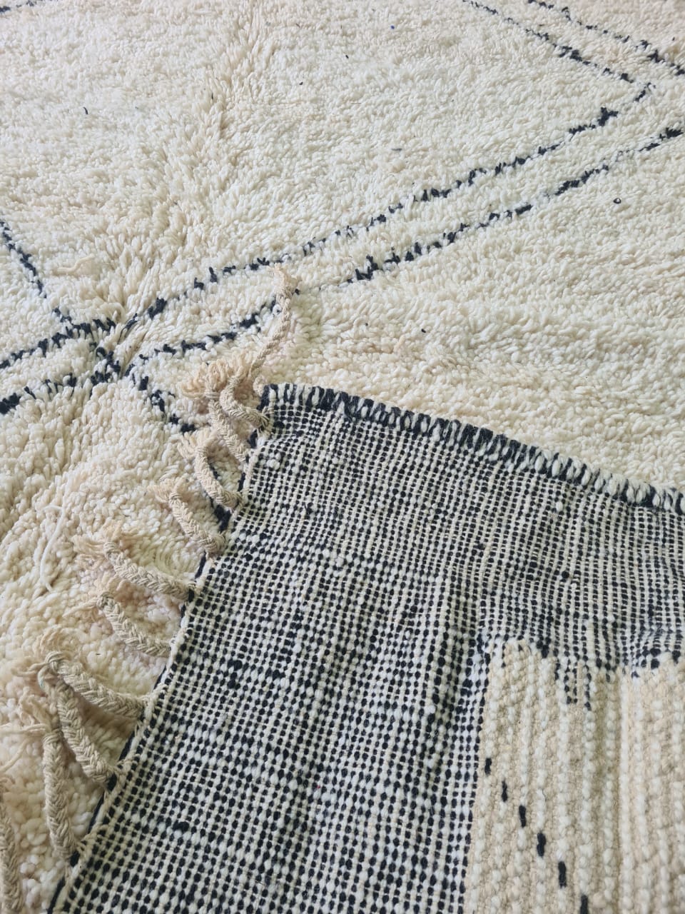 Boujaad Monochrome Framed Field Rug