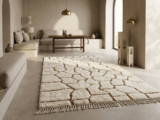 Ait Sgougou (Beni Mrirt) Ivory Cellular Rug with Blush Channels