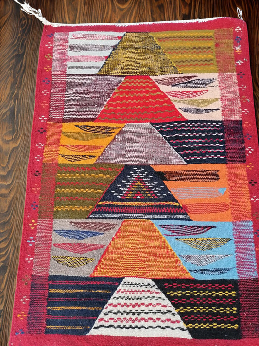 Atlas Peaks — Taznakht Stacked-Triangle Kilim
