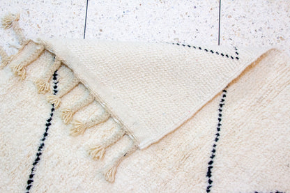Marmoucha Minimal Cross – Ivory Wool Geometry